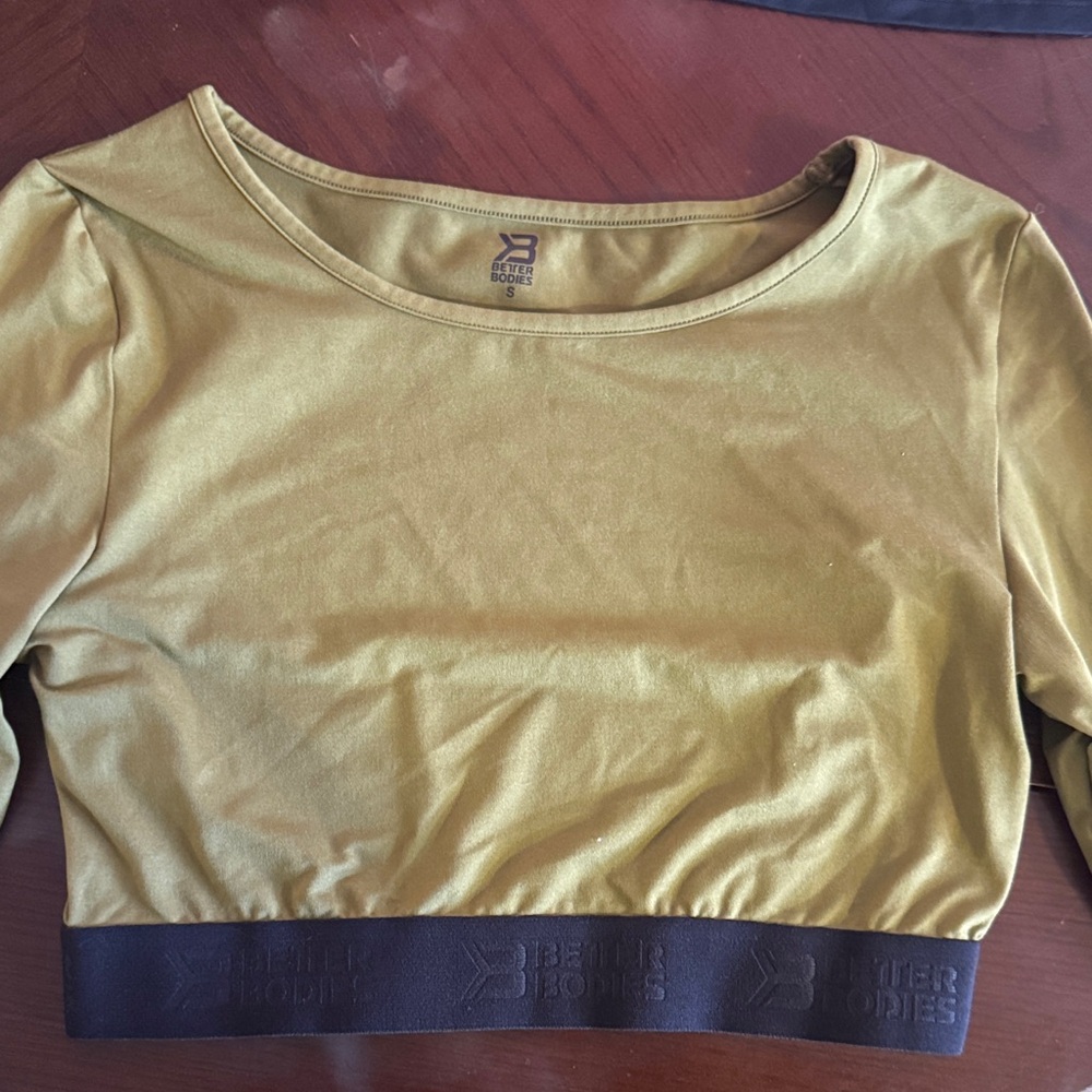 BETTER BODIES Olive Green Crop Top